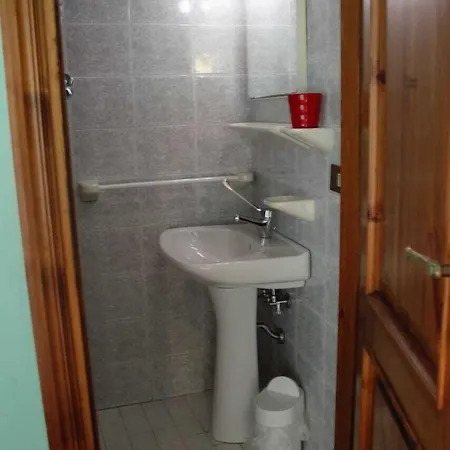 Otel Azienda Agrituristica La Canestra Cesariano